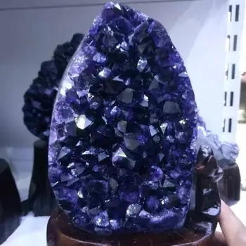 Натурален Уругвайско лилав аметист, група от аметистового кварц, кварцов кристал + поставка 750 г
