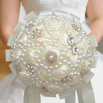 Сватбени аксесоари за шаферките на сватбата имитационный букет бели рози, ръчно изработени, кристали, перлена лента, сватбени аксесоари