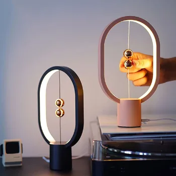 D2 Творчески Настолна Лампа LED Mini Balance Night Light Light Балансная USB Лампа Нощна Нощна Лампа Декоративна За Спални